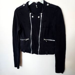Tresics Black Moto style crop top zipper details Small Rebel Edgy